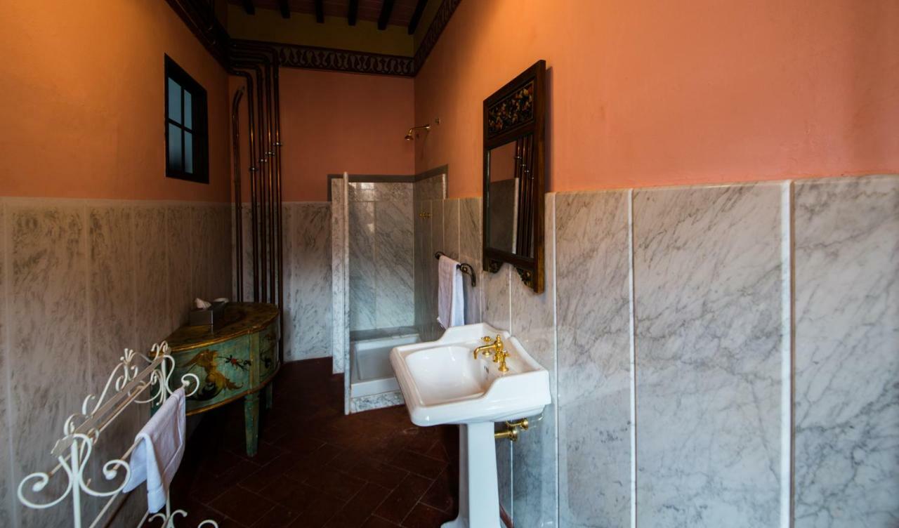 Вилла Castello Di Valenzano Ареццо Экстерьер фото